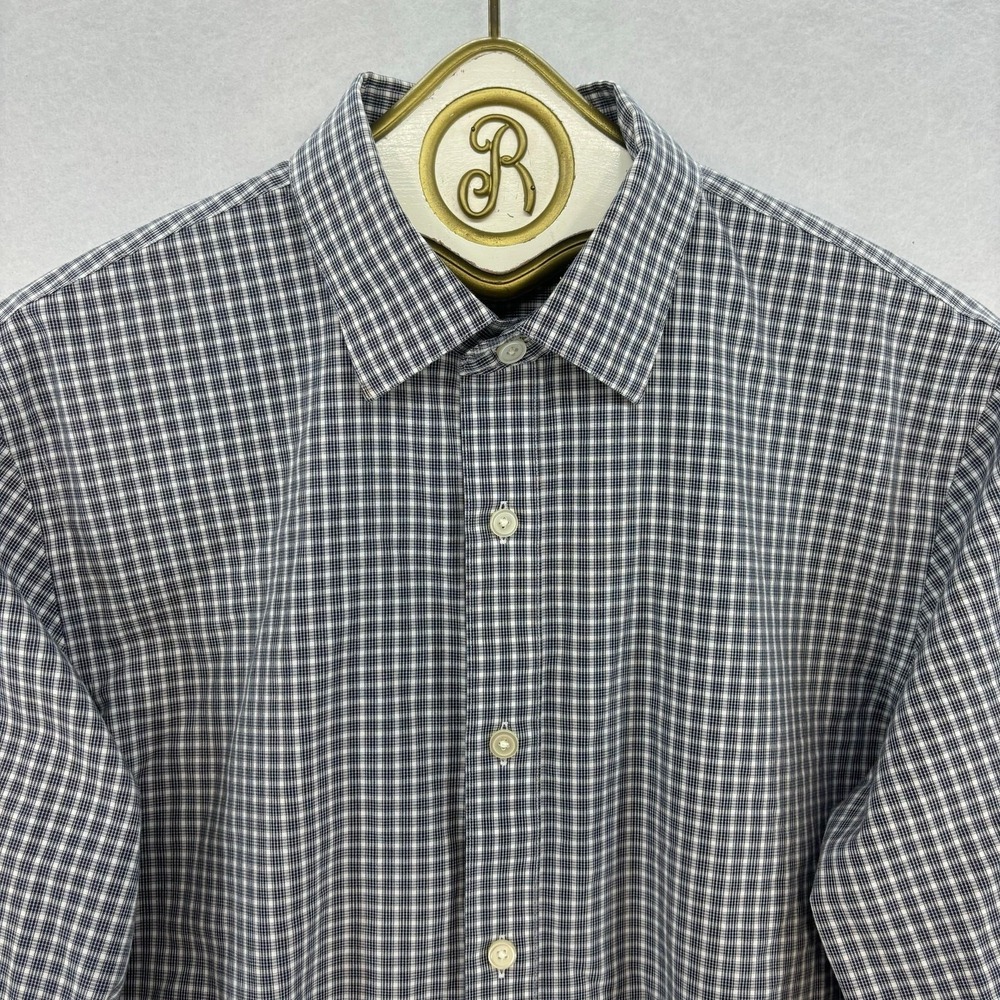 Banana Republic Button Down Shirt Men SMALL Check Standard‎ Fit Preppy Business
